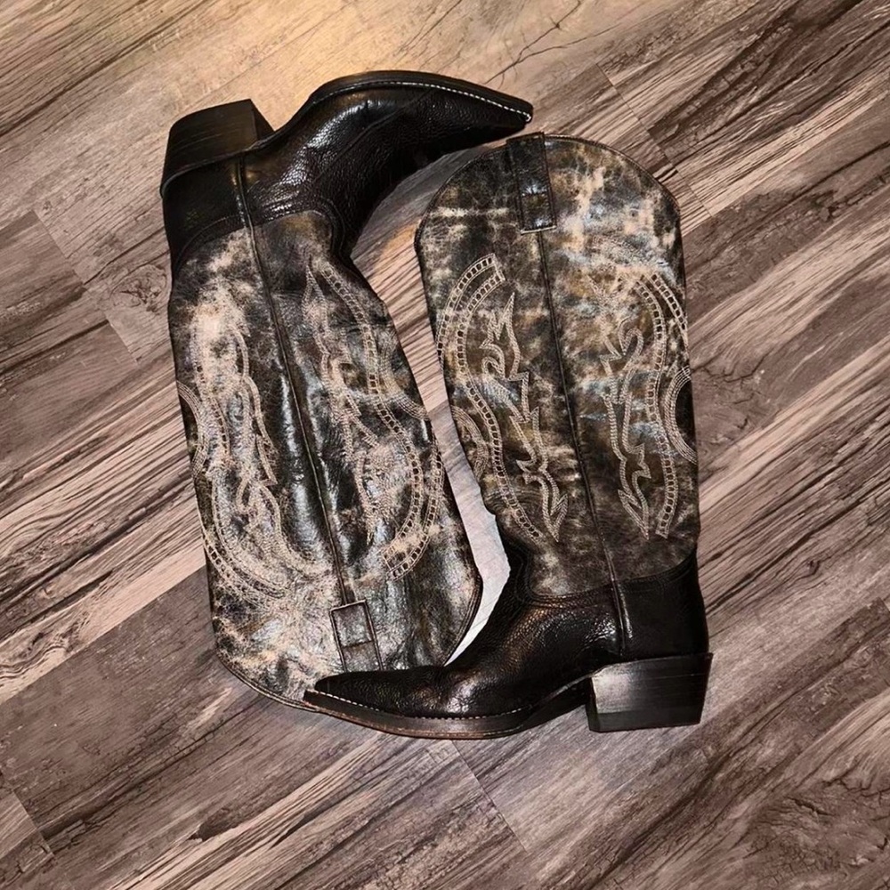Stylish Western Cowboy Boots